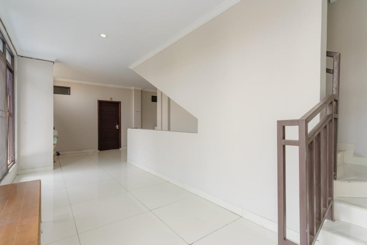 Hotel Koolkost Syariah At Taman Simprug Cikarang à Bekasi Extérieur photo