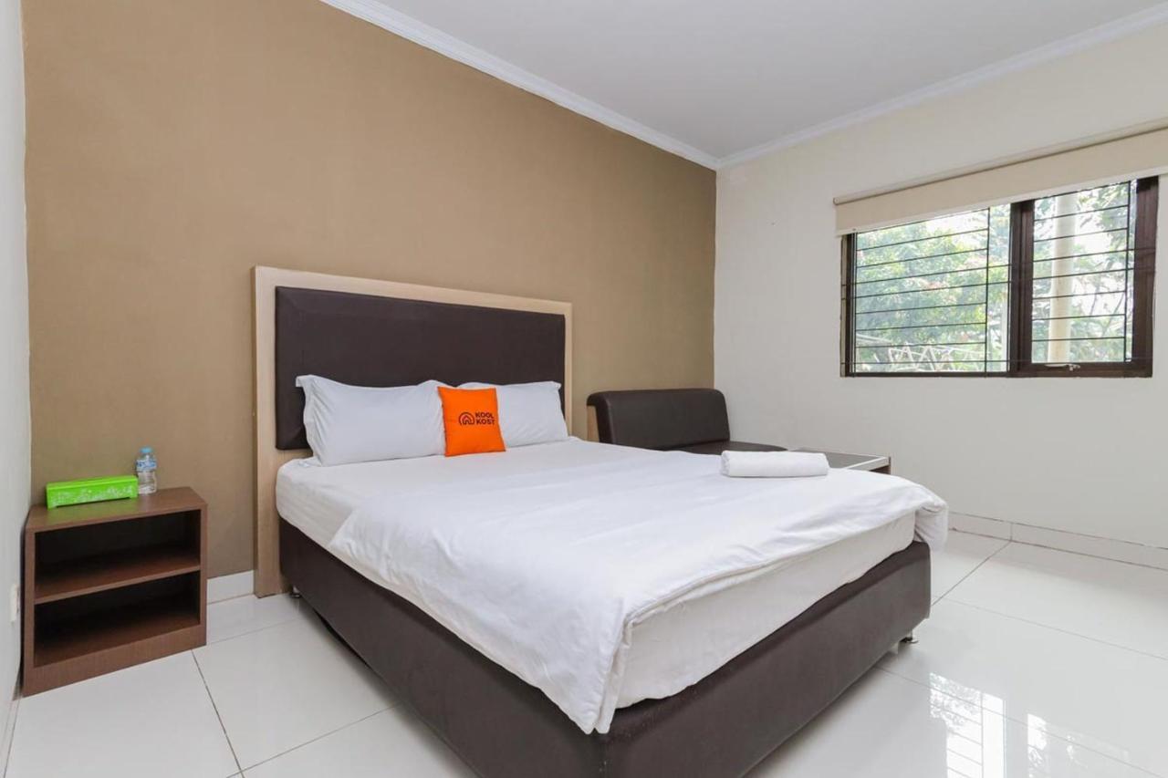 Hotel Koolkost Syariah At Taman Simprug Cikarang à Bekasi Extérieur photo