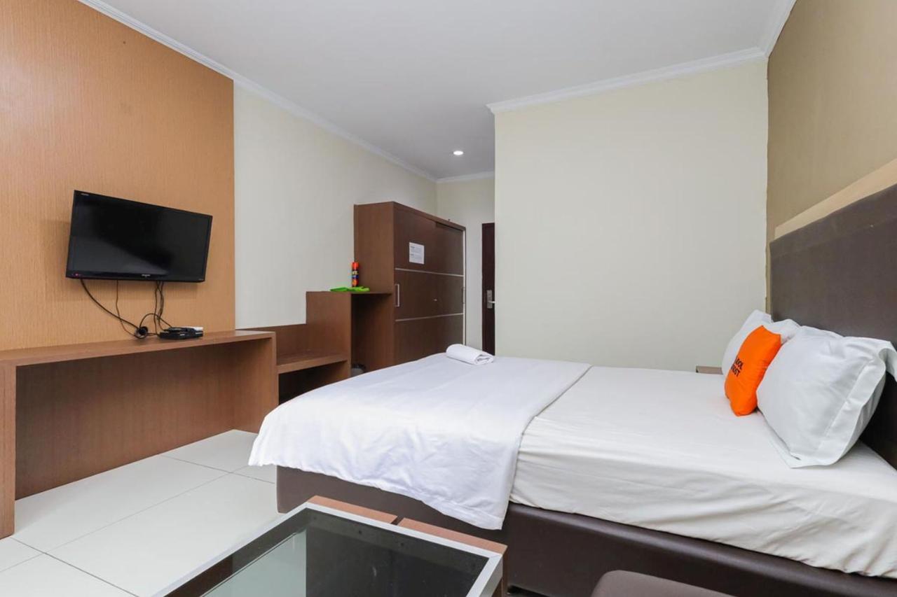 Hotel Koolkost Syariah At Taman Simprug Cikarang à Bekasi Extérieur photo