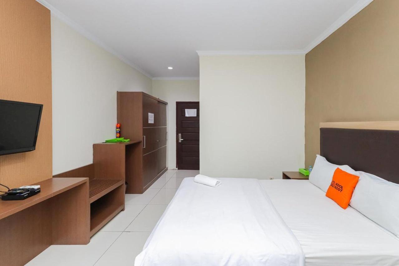 Hotel Koolkost Syariah At Taman Simprug Cikarang à Bekasi Extérieur photo
