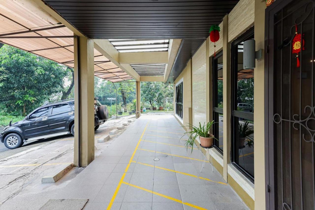 Hotel Koolkost Syariah At Taman Simprug Cikarang à Bekasi Extérieur photo