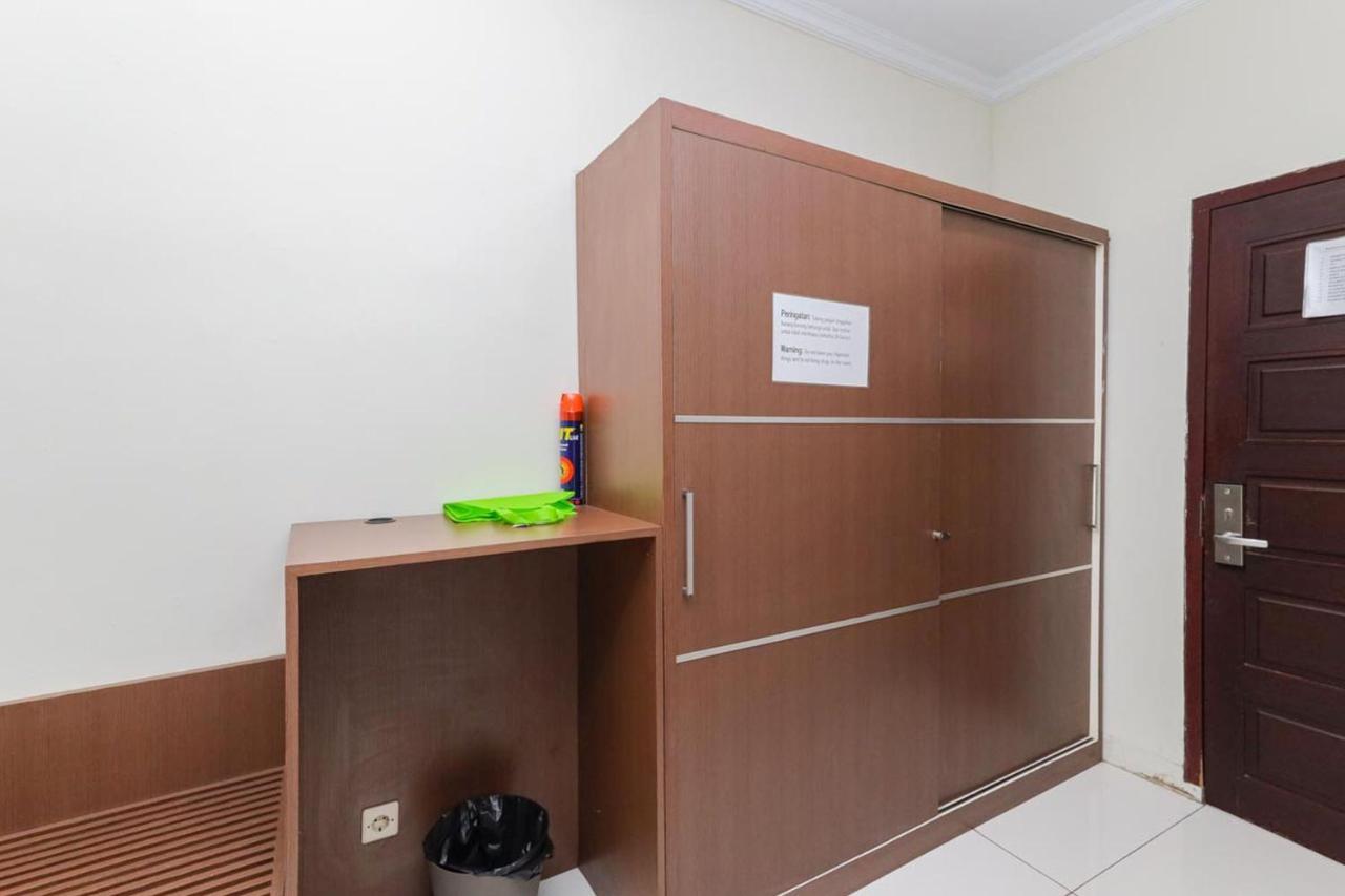 Hotel Koolkost Syariah At Taman Simprug Cikarang à Bekasi Extérieur photo